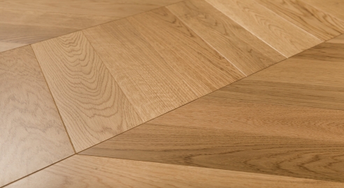 Solid Parquet Chevron French herringbone 60° Oak Select Natur 16/22 mm